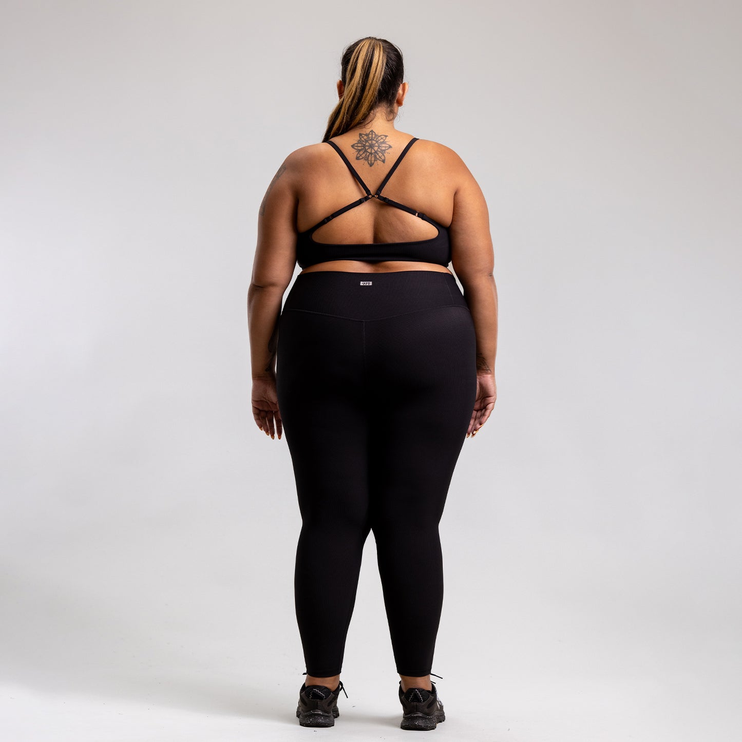 Agile Longline Bra - Women's BLACK