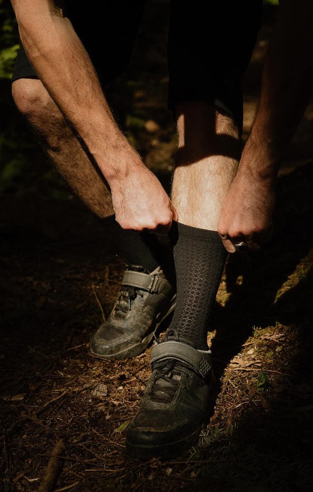 Merino 8" Sock BLACK
