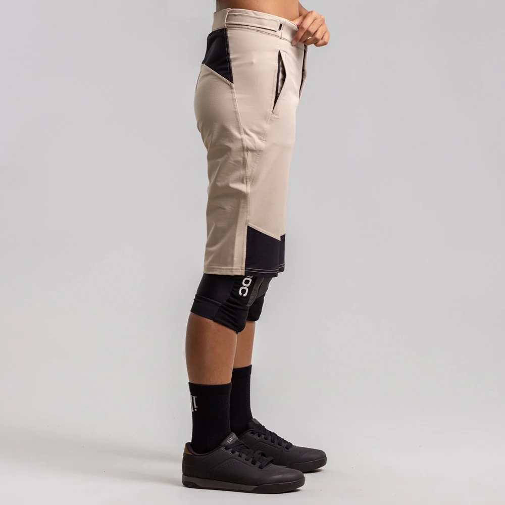 Traverse Ride Short - Women's OAT
